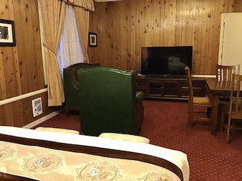 Presidential Suite, 1 King Bed, Non Smoking