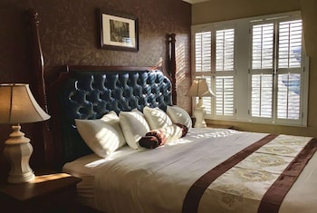 Superior Suite, 1 King Bed, Non Smoking