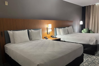 Room, 2 Queen Beds, Non Smoking