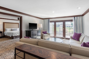 Suite, 1 King Bed
