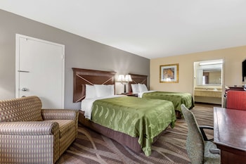 Standard Room, 2 Double Beds, Non Smoking