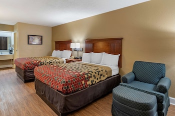 Standard Room, 2 Queen Beds, Smoking