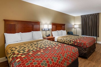 Standard Room, 2 Queen Beds, Smoking