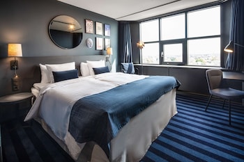 Standard Double Room, 1 King Bed (Upper Floor)