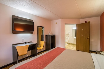 Standard Room, 1 King Bed, Accessible, Non Smoking