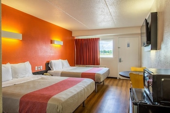 Standard Room, 2 Queen Beds, Non Smoking