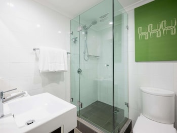 Superior Room, 1 King Bed, Balcony