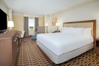 Standard Room, 1 King Bed