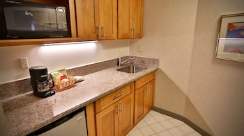 Deluxe Suite (Business | Harbour View)