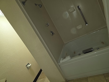 Room, 1 King Bed, Jetted Tub