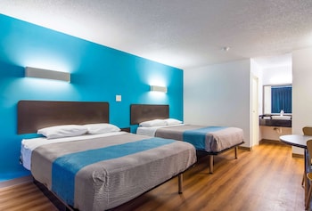 Standard Room, 2 Queen Beds, Non Smoking, Refrigerator & Microwave