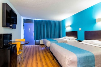 Standard Room, 2 Queen Beds, Non Smoking, Refrigerator & Microwave