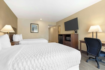 Standard Room, 2 Double Beds, Non Smoking, Refrigerator & Microwave