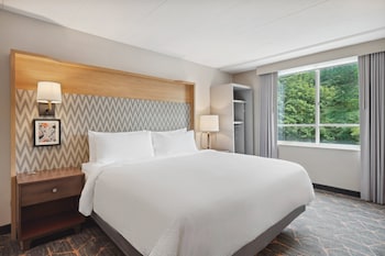 Standard Room, 1 King Bed (Stairwell Access)