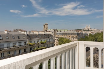 Privilege Paris