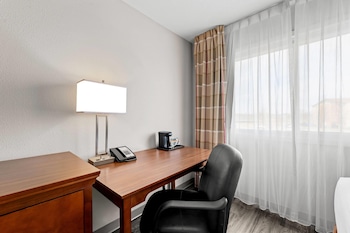 Room, 2 Queen Beds, Non Smoking