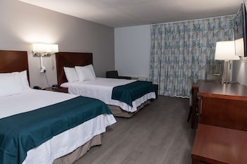 Standard Room, 2 Double Beds, Non Smoking, Kitchenette