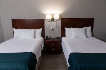 Standard Room, 2 Double Beds, Non Smoking