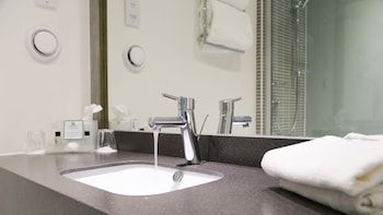 Standard Room, 1 Double Bed with Sofa bed (Walk-In Shower)