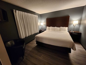 Honeymoon Studio Suite