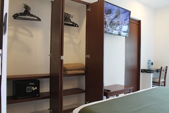 King Size Bedroom