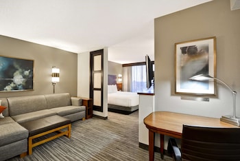 Room, 1 King Bed with Sofa bed (High Floor)