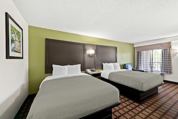 Room, 2 Queen Beds, Accessible, Non Smoking