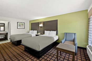 Room, 2 Queen Beds, Accessible, Non Smoking