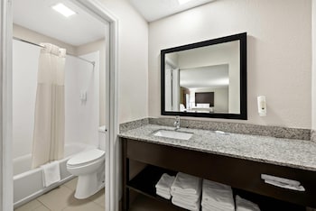 Standard Room, Multiple Beds, Non Smoking