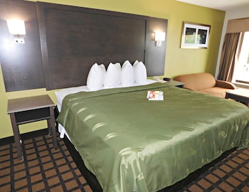 Standard Room, 1 King Bed, Smoking