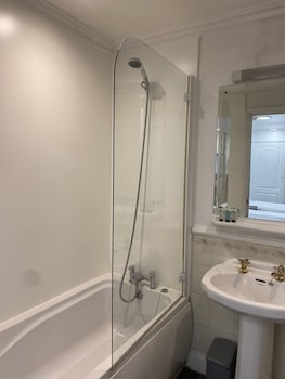 Standard Triple Room, Ensuite (for up to 3 people)