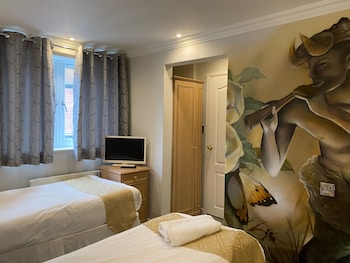 Standard Twin Room, Ensuite