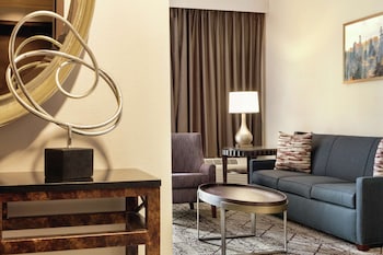 Suite, 1 King Bed, Non Smoking