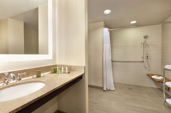 Suite, 1 King Bed, Non Smoking