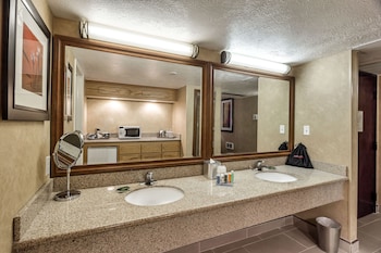 Premium Room, 2 Queen Beds, Non Smoking, Fireplace