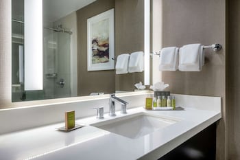 Deluxe Room, 2 Queen Beds