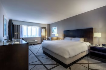 Deluxe Room, 1 King Bed