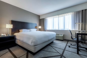Deluxe Room, 1 King Bed