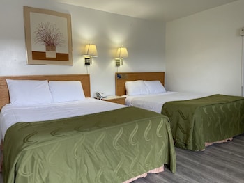 Standard Room, 2 Queen Beds, Non Smoking