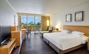 Standard Room, 1 King Bed