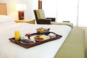 Suite, 1 King Bed (Regency)