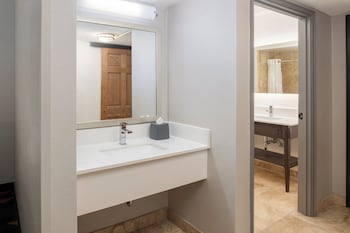 Standard Room, 2 Queen Beds, Accessible (Communications Accessible)