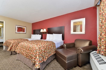 2 Double Beds Smoking