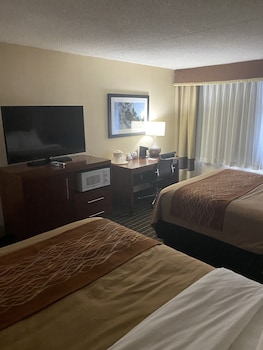 Standard Room, 2 Queen Beds, Non Smoking
