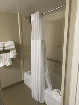 Standard Room, 2 Queen Beds, Non Smoking