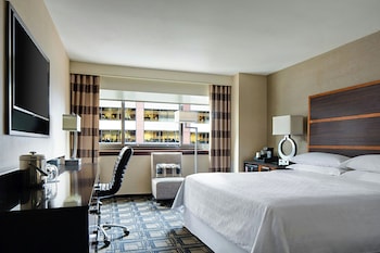Traditional Room, 1 Queen Bed