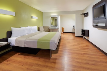Standard Room, 1 King Bed, Smoking