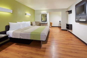 Standard Room, 1 King Bed, Smoking