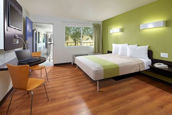 Standard Room, 1 King Bed, Smoking