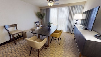 Suite, 1 King Bed, Non Smoking (President Suite)